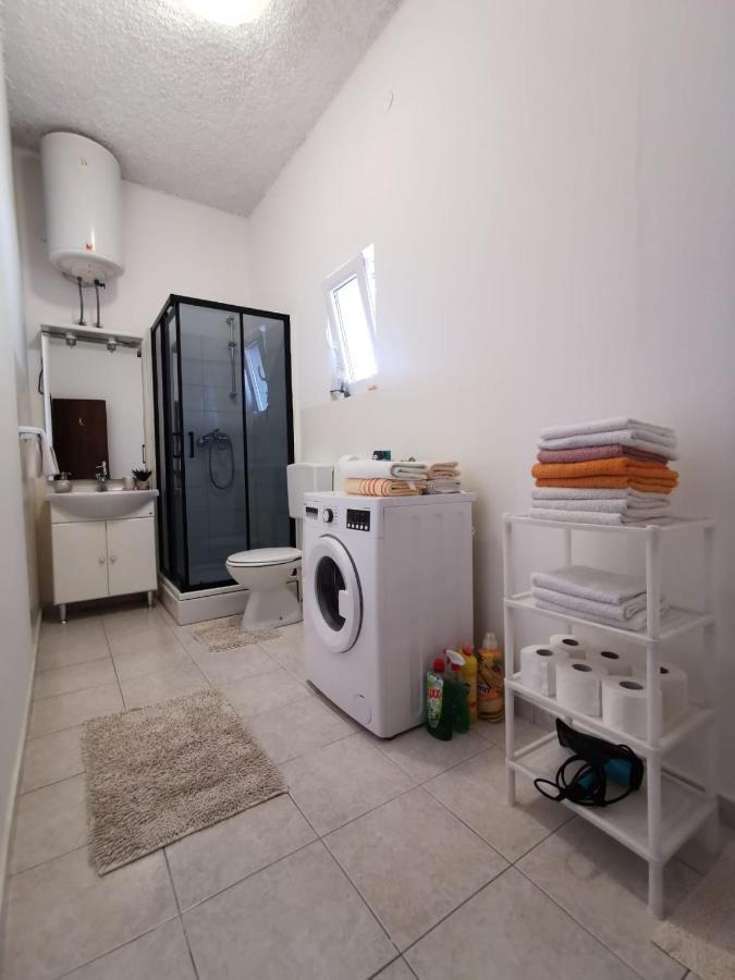 Priska Apartment Kaštela المظهر الخارجي الصورة