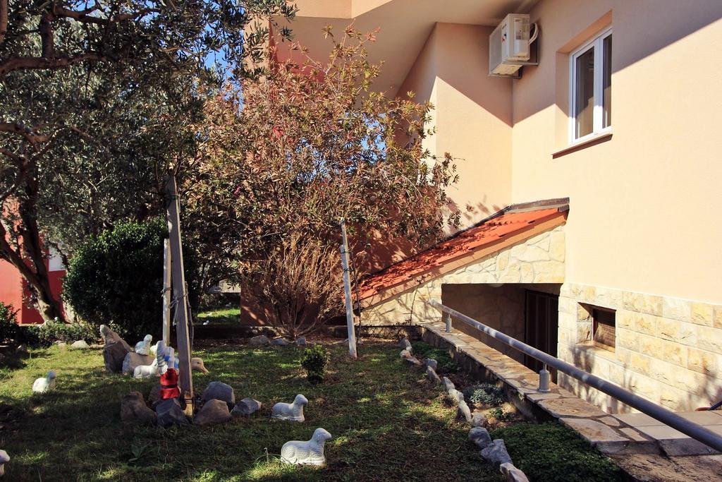 Priska Apartment Kaštela المظهر الخارجي الصورة